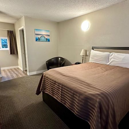 Valemount Vacation Inn Exterior photo