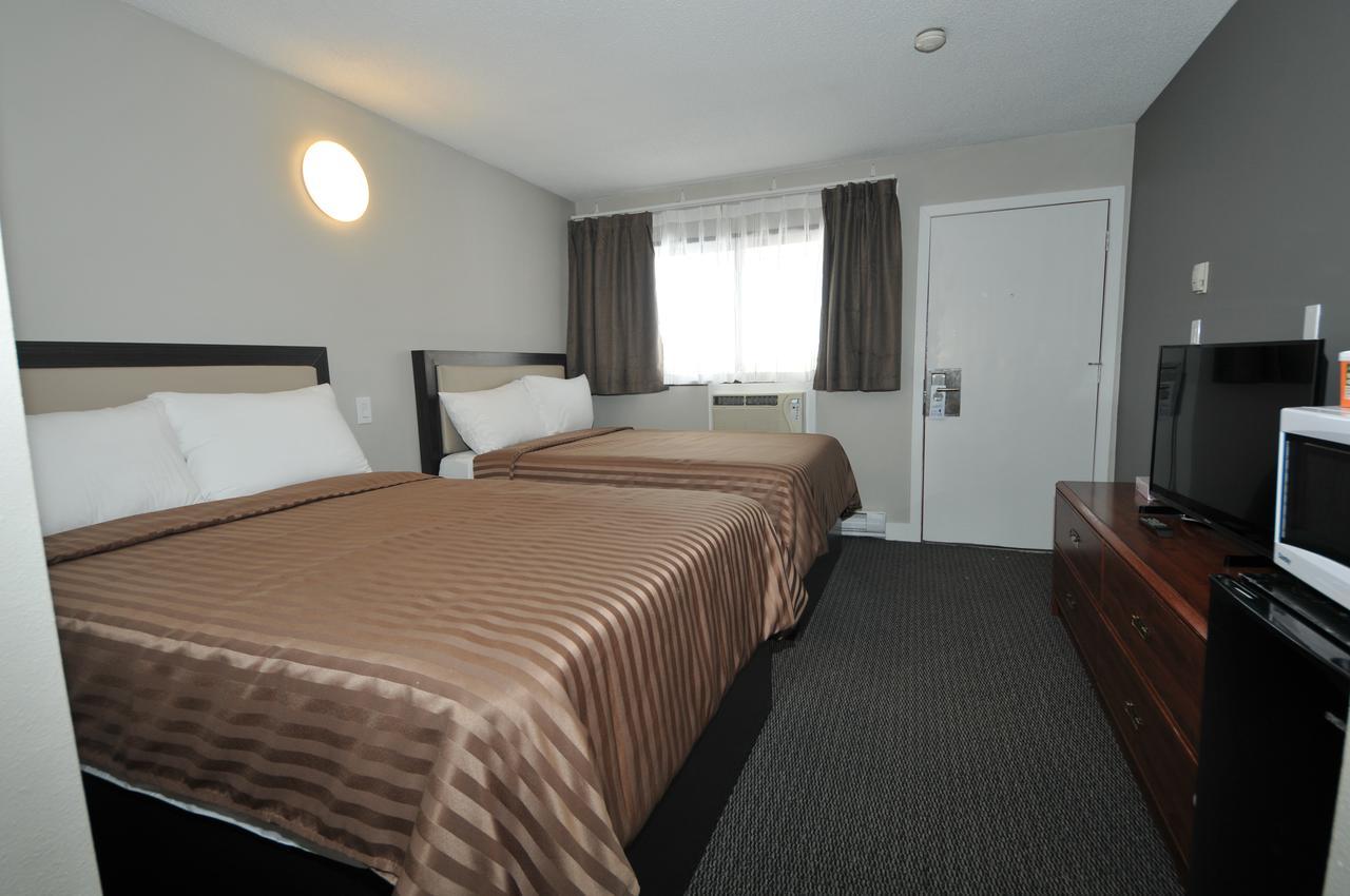 Valemount Vacation Inn Exterior photo