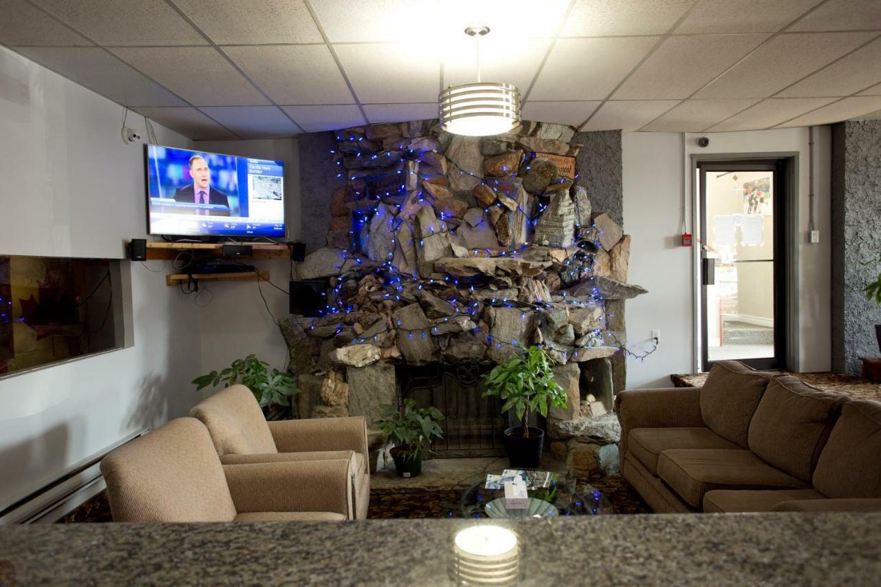Valemount Vacation Inn Exterior photo